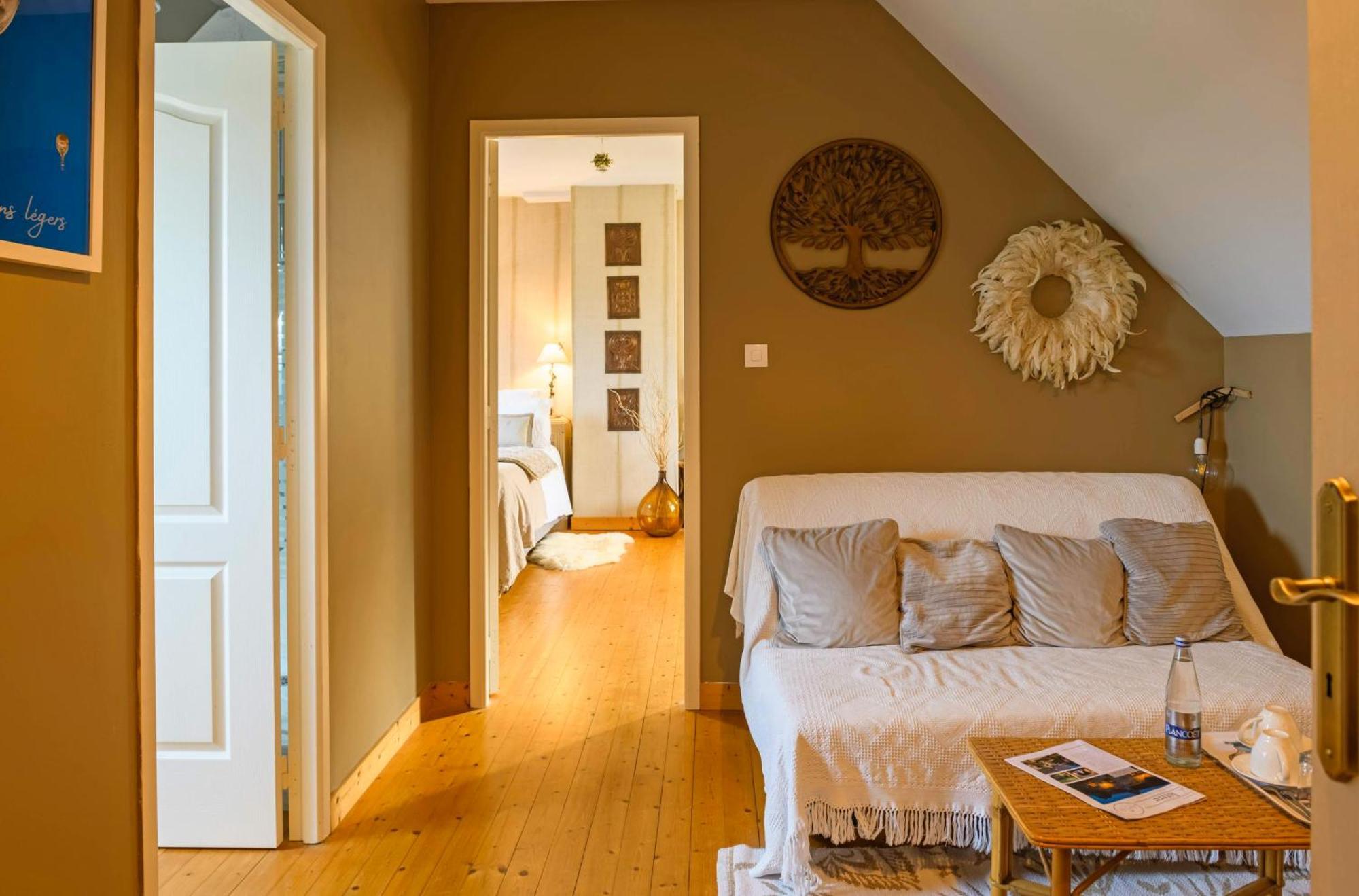 Les Pierres Bleues Bed and Breakfast Saint-Coulitz Εξωτερικό φωτογραφία