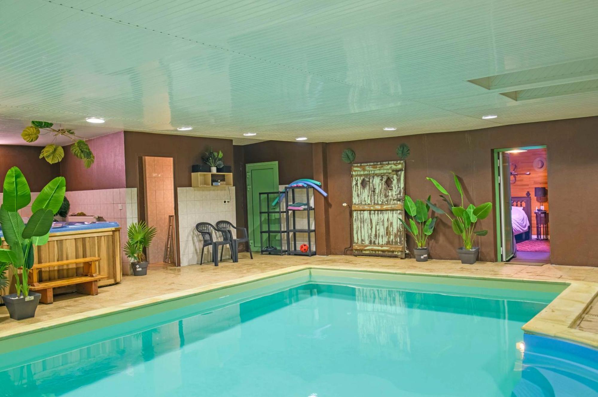 Les Pierres Bleues Bed and Breakfast Saint-Coulitz Εξωτερικό φωτογραφία